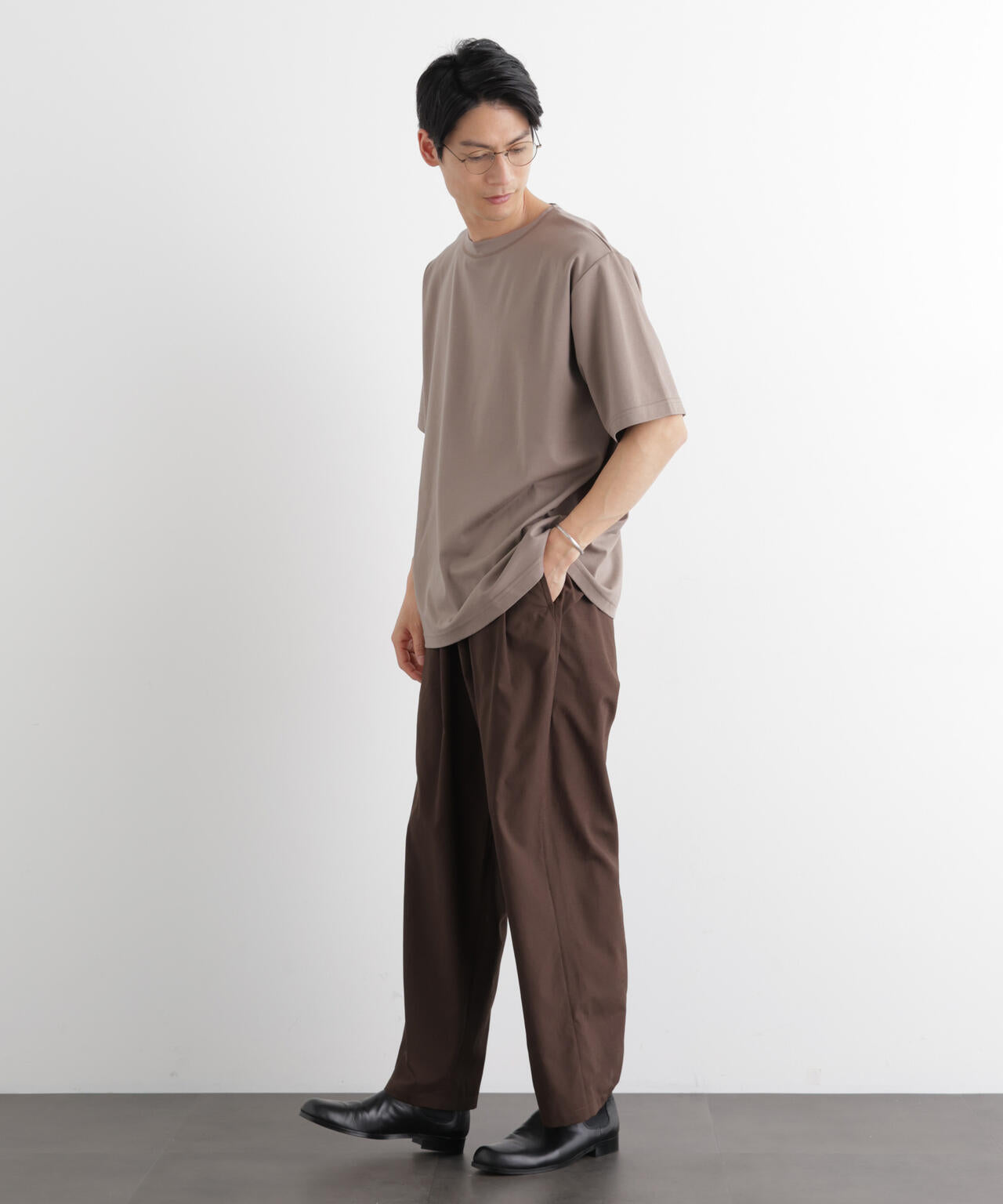 モクロディ ボートネック Tシャツ