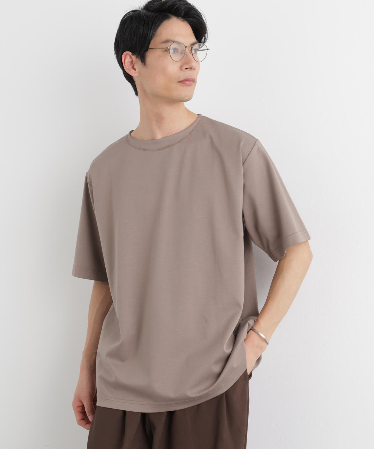 モクロディ ボートネック Tシャツ