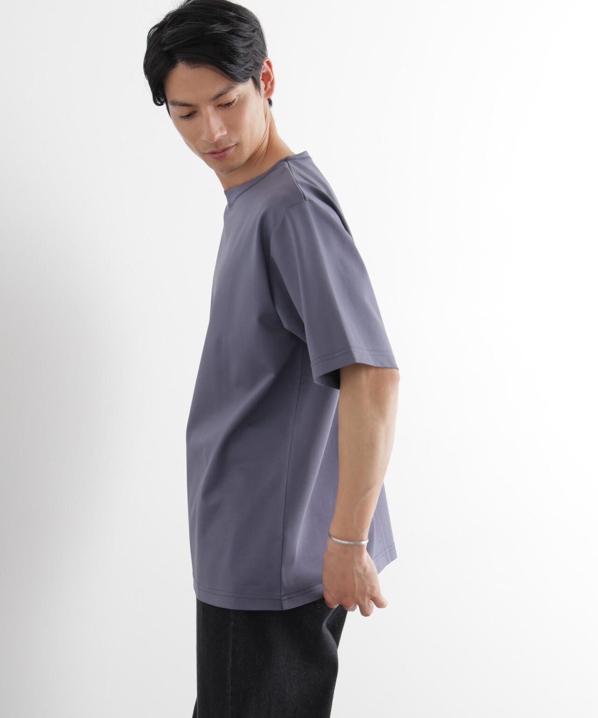 モクロディ ボートネック Tシャツ