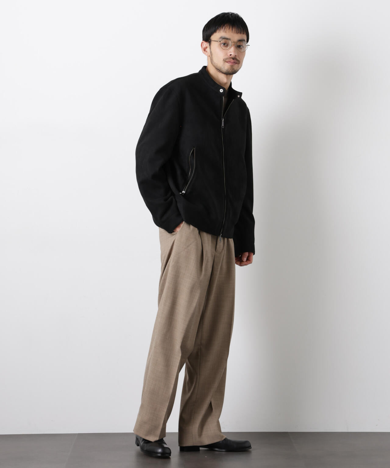 「大人のワイドパンツ」スラブシャークスキンイージースラックス