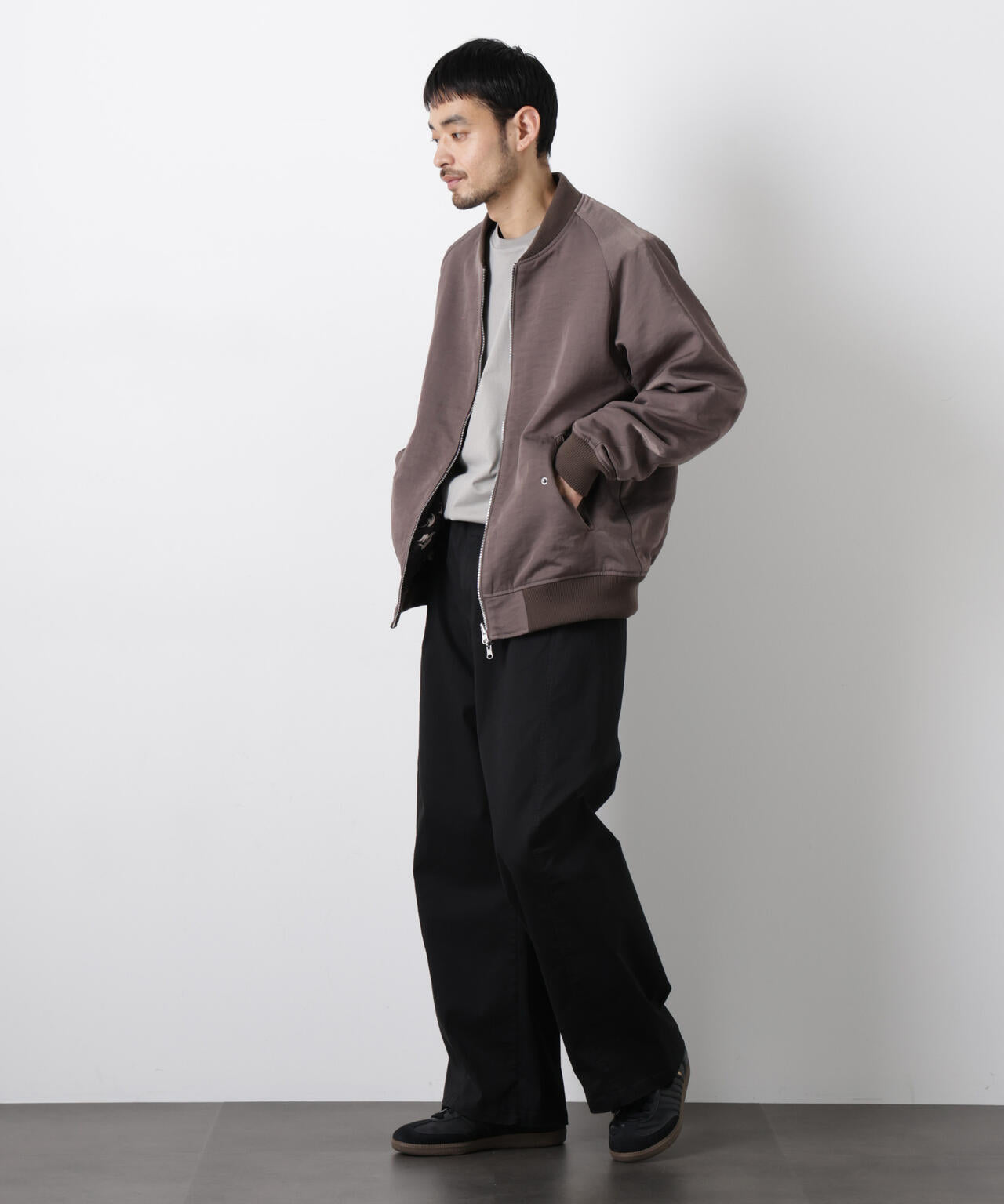 「ASSEMBLANC」ベルテッド3Dパンツ