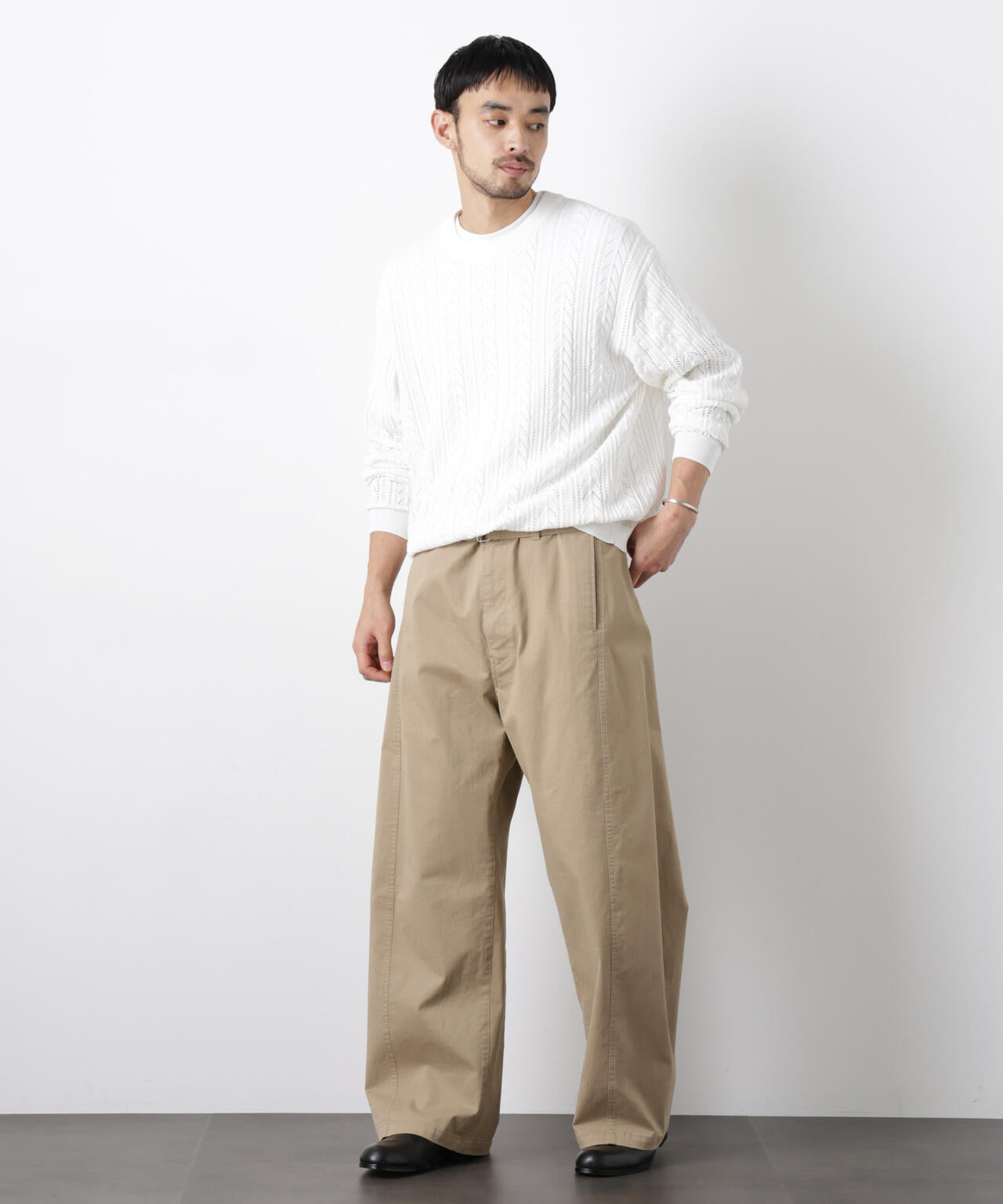 「ASSEMBLANC」ベルテッド3Dパンツ