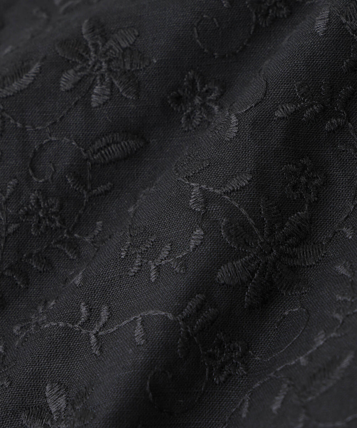 「OtoNANO」×masoret 総柄刺繍ショートパンツ(セットアップ可)