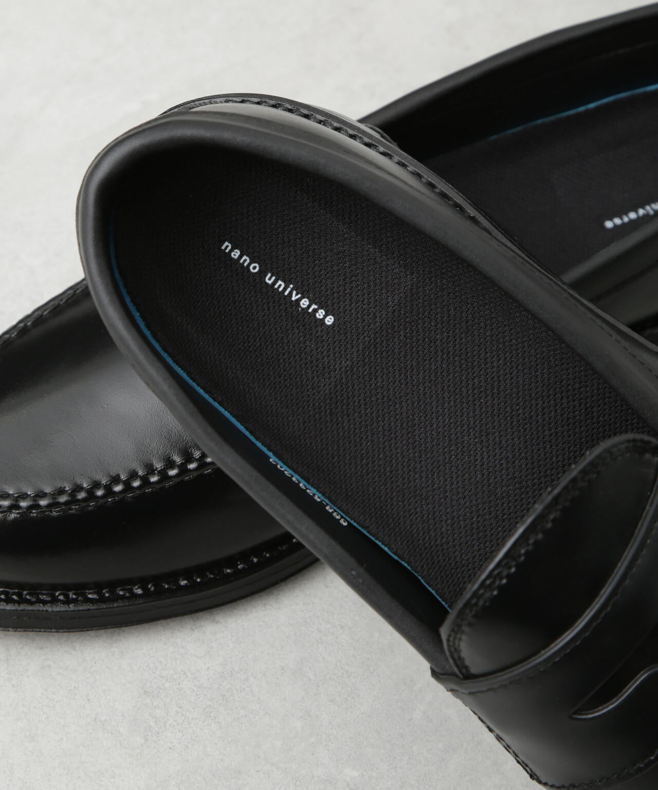 「Rain Comfort Shoes」ローファー