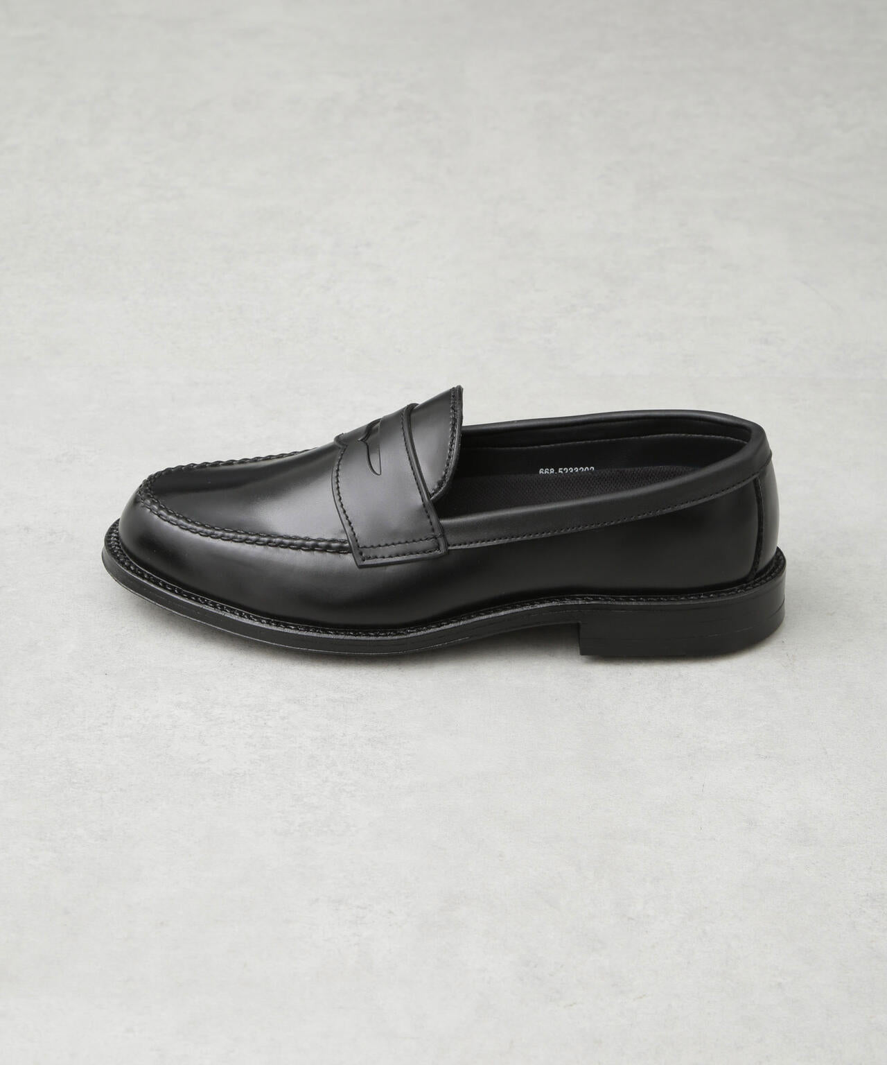 「Rain Comfort Shoes」ローファー