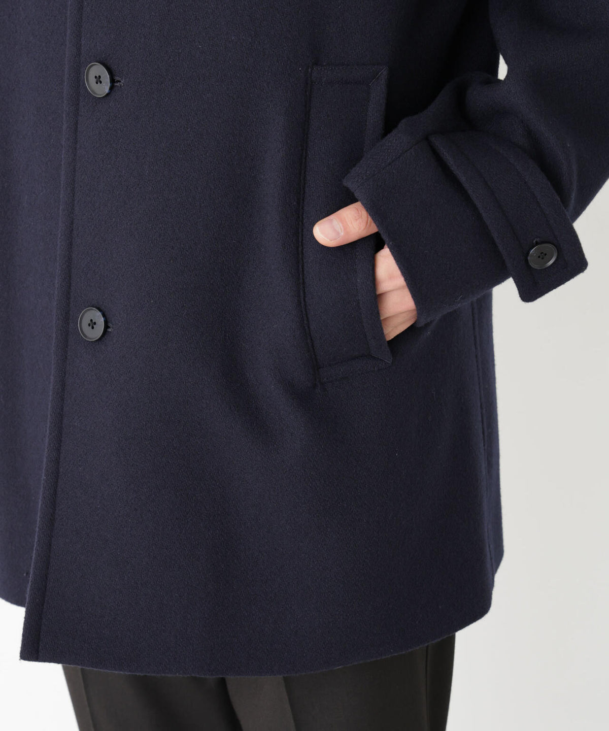「NEW ON COAT」ウール/Nショートステンカラーコート