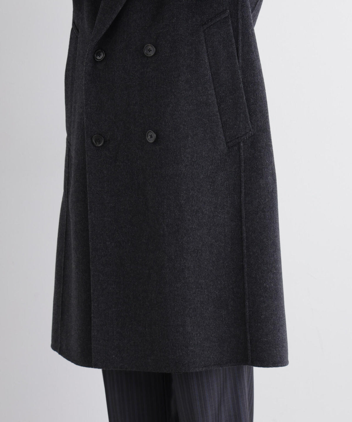 「ASSEMBLANC」 カシミヤブレンドリバーピークドラペルダブルコート