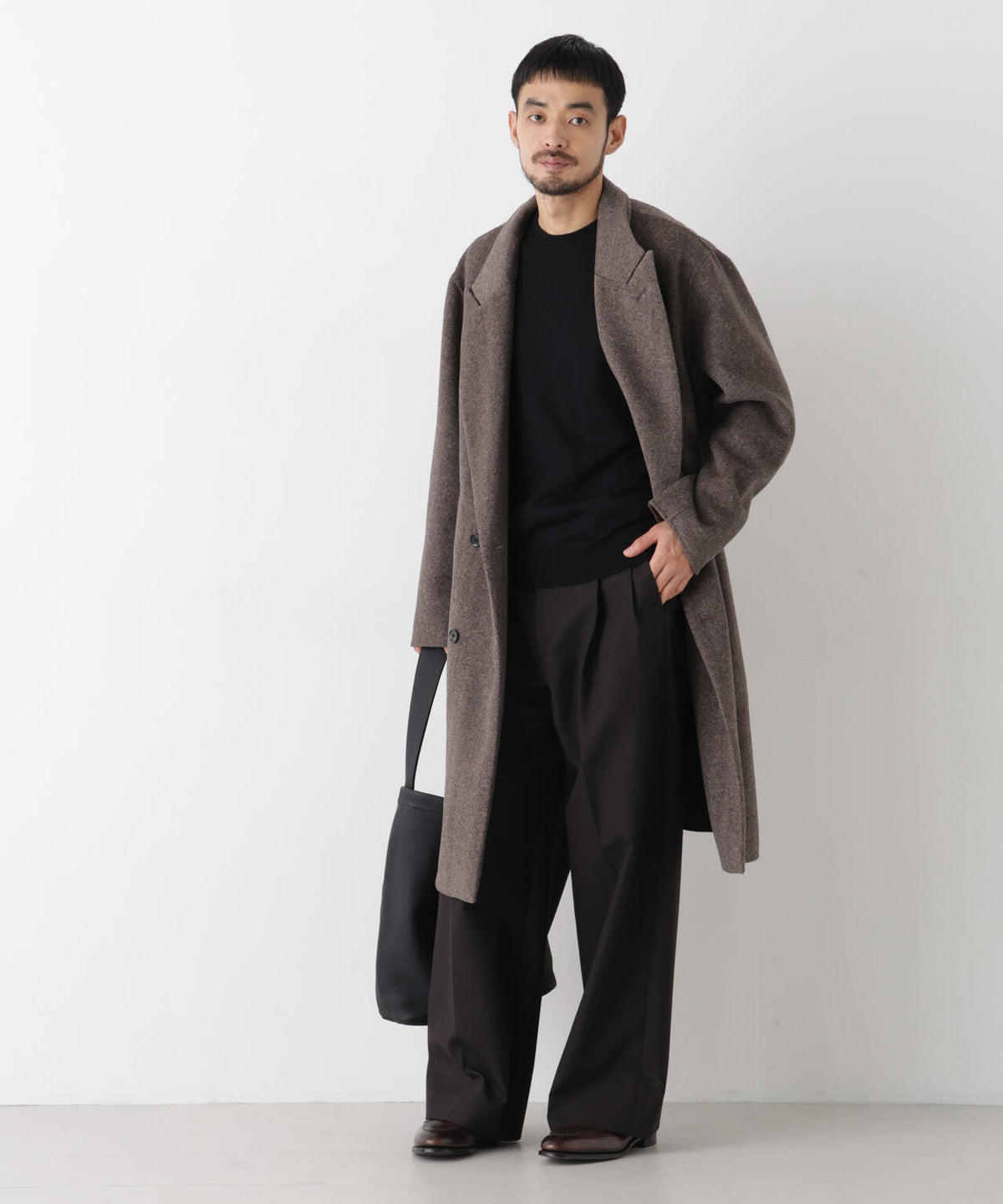「ASSEMBLANC」 カシミヤブレンドリバーピークドラペルダブルコート