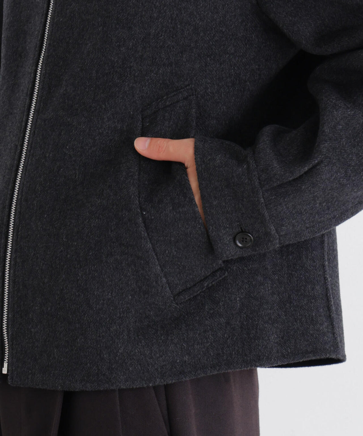 「ASSEMBLANC」 カシミヤブレンドリバーZIPブルゾン
