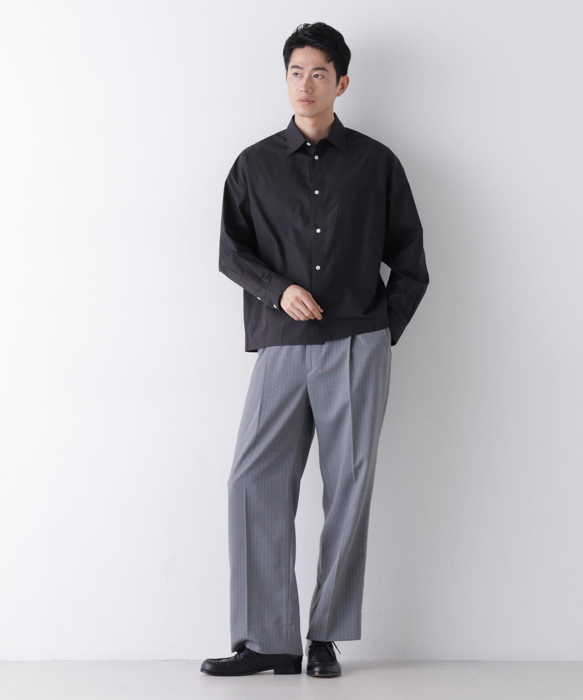 「James Fabric」 ボクシークロップドシャツブルゾン