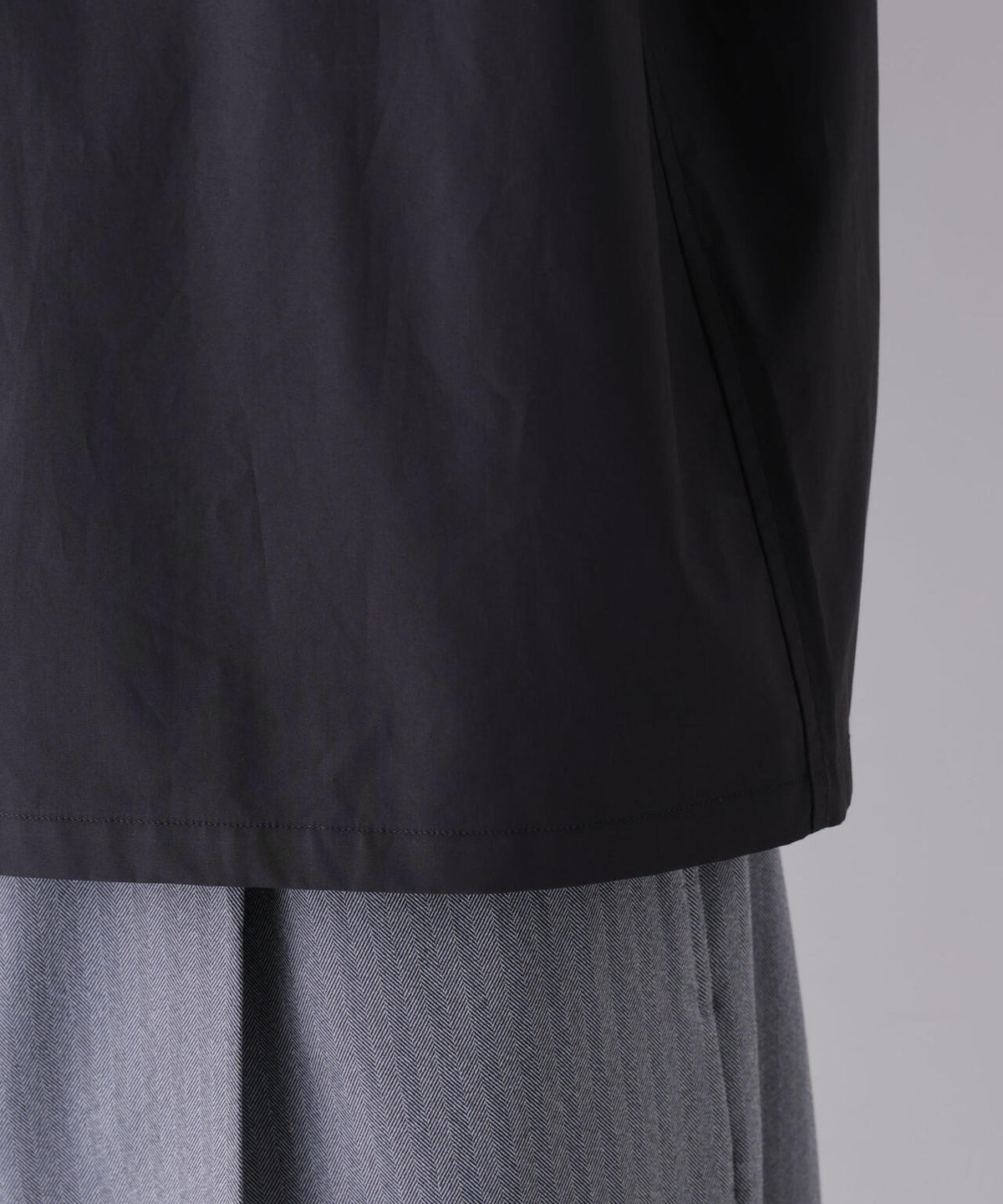 「James Fabric」 ボクシークロップドシャツブルゾン