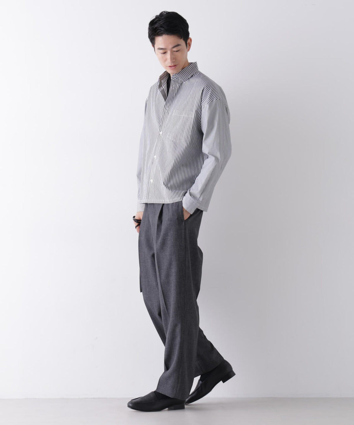 「James Fabric」 ボクシークロップドシャツブルゾン