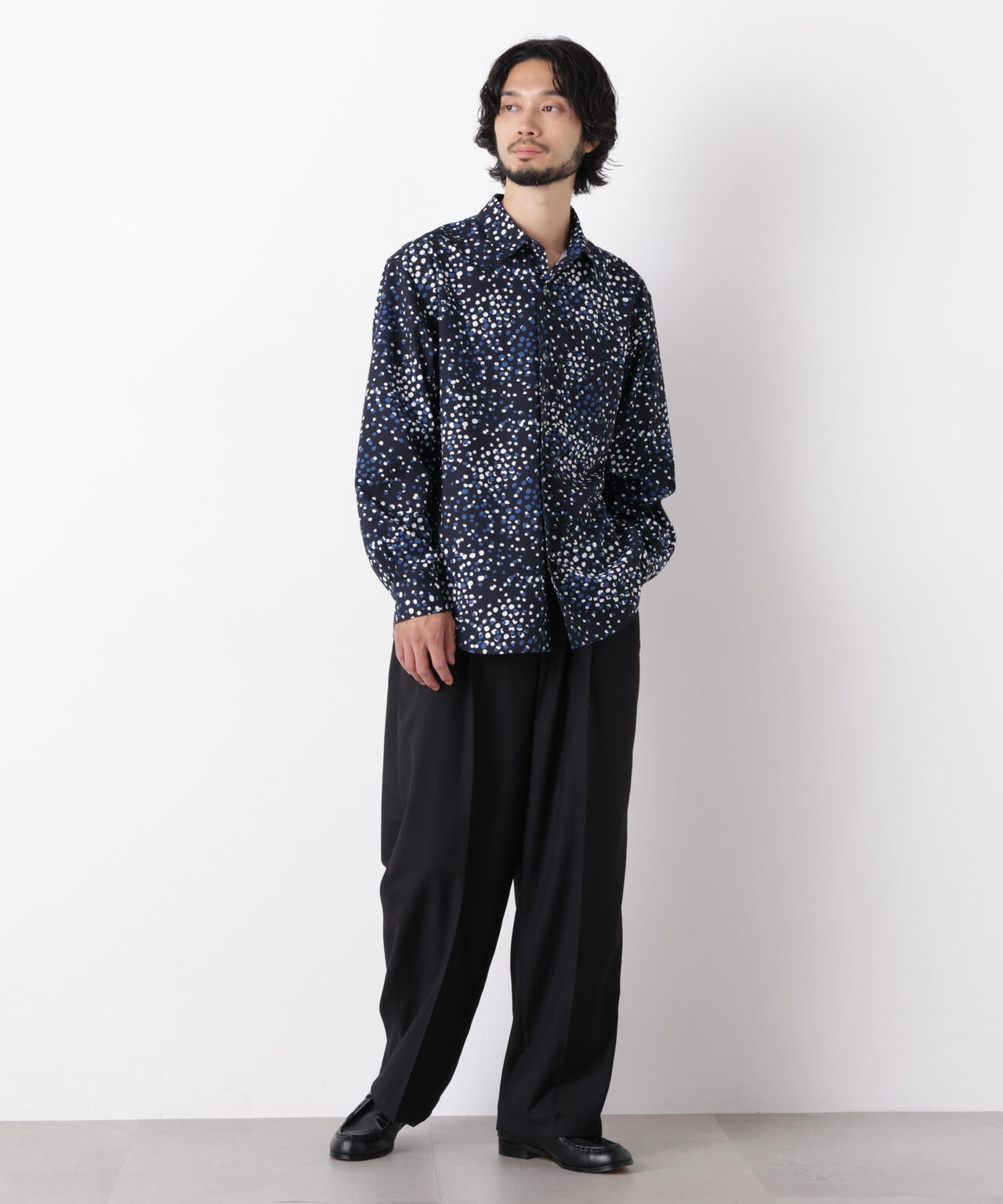 EDITORIAL PRINT レギュラーカラーシャツ