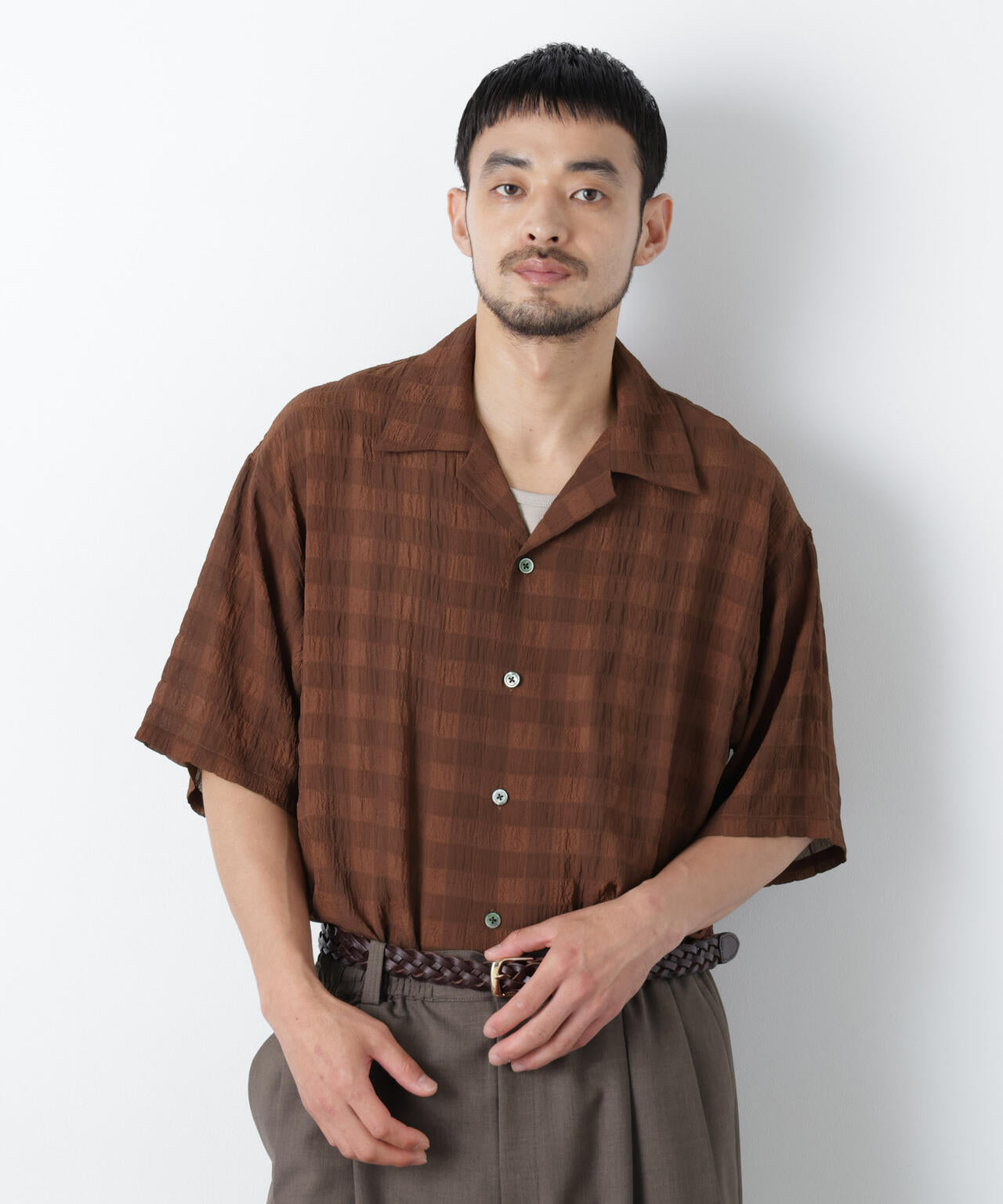 180cm B:89 W:70 H:91 着用サイズ:L