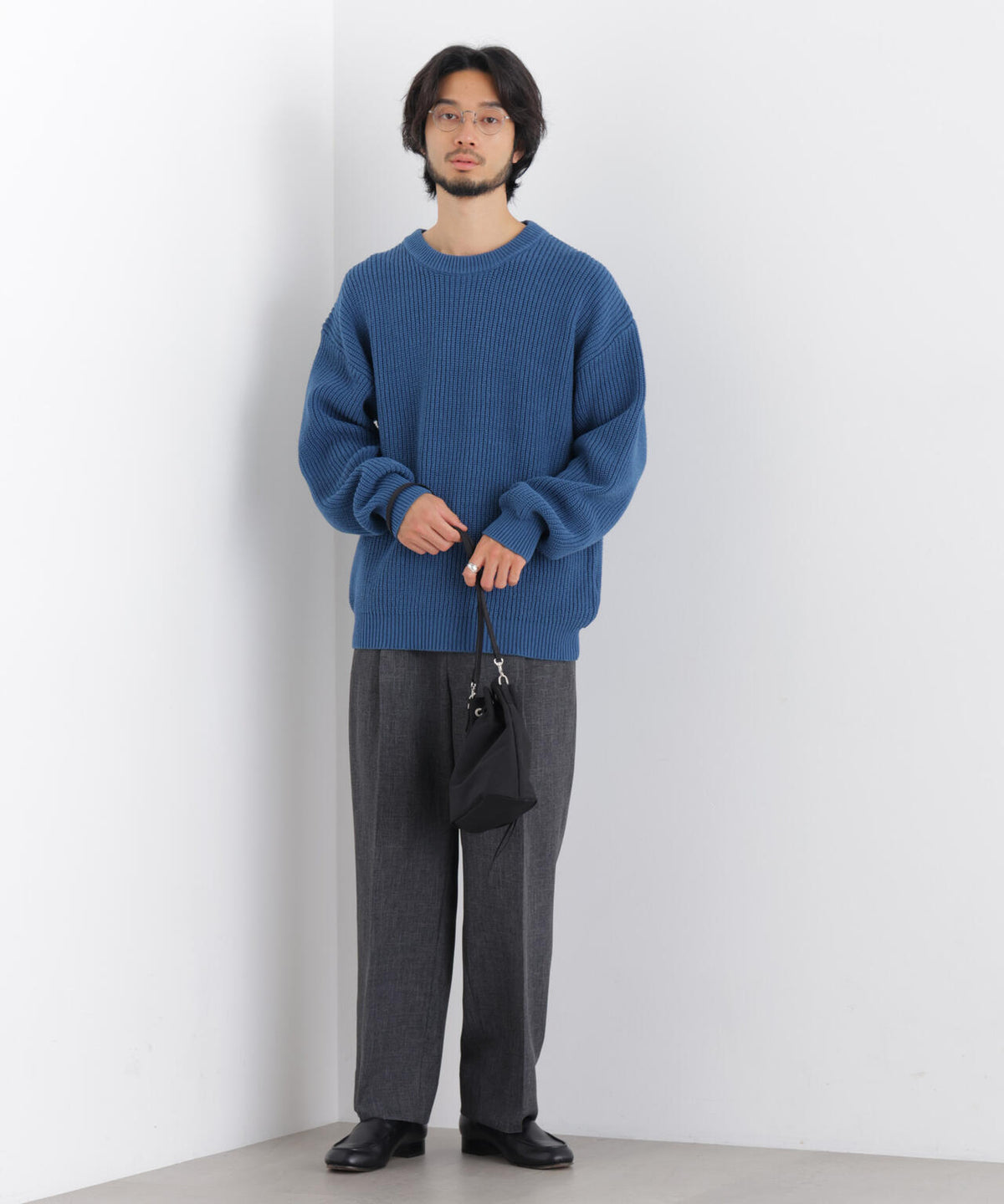 コットンMIXバルキークルーネックニット