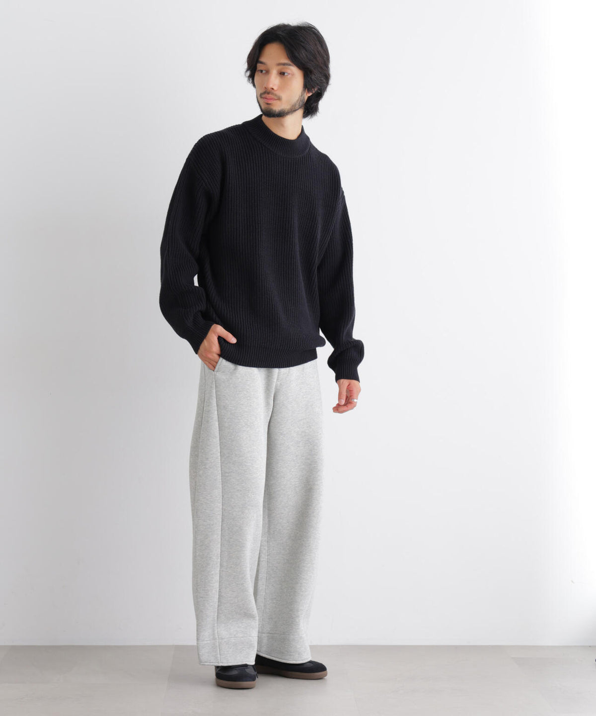 コットンMIXバルキーモックネックニット
