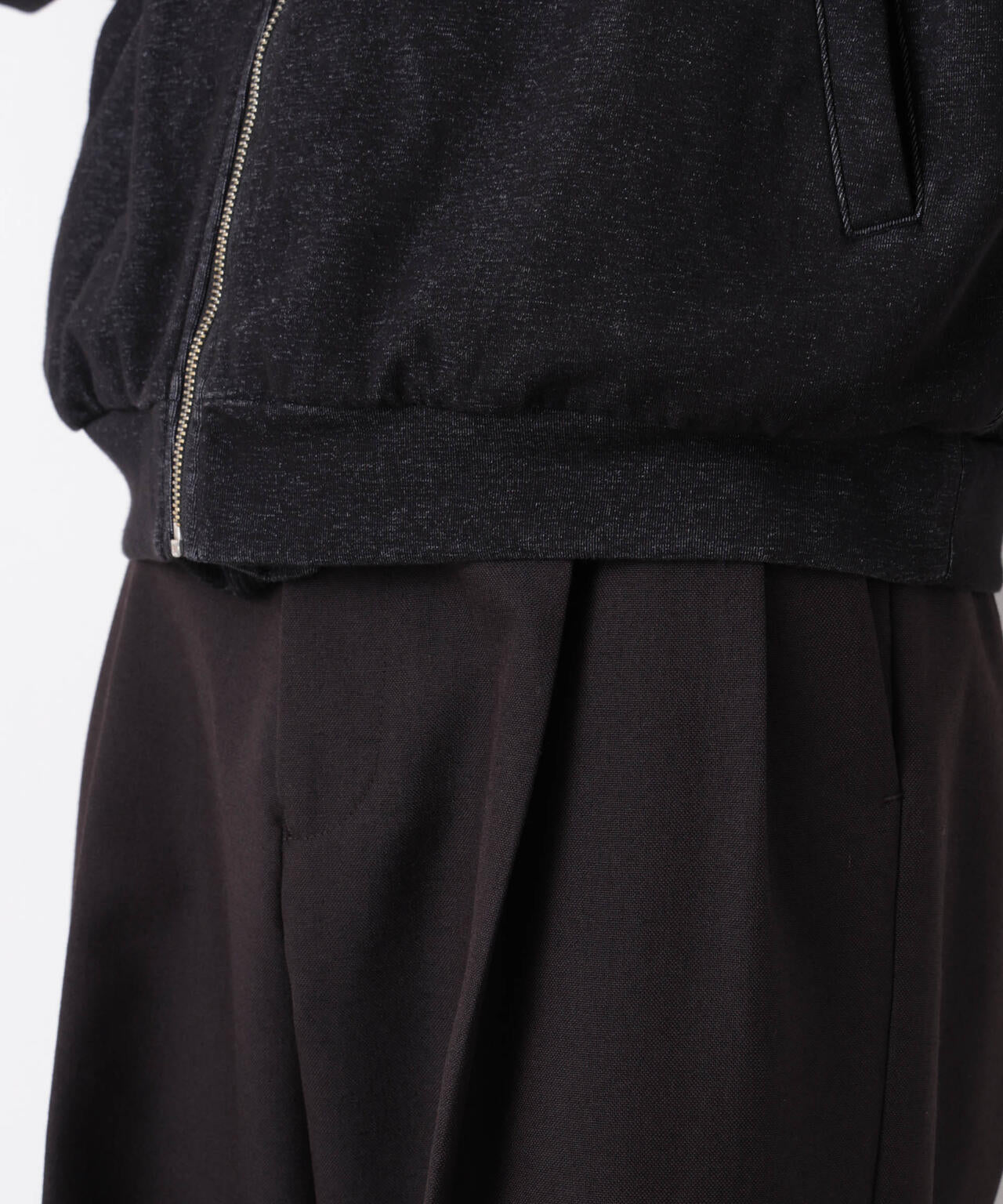 「surplus」 フーディージップパーカー