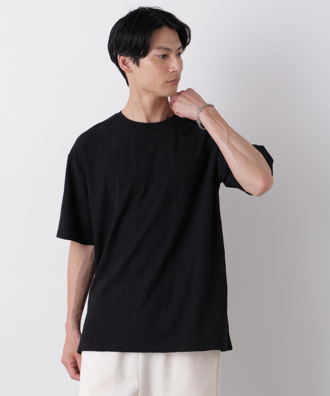 180cm B:88 W:75 H:92 着用サイズ:L