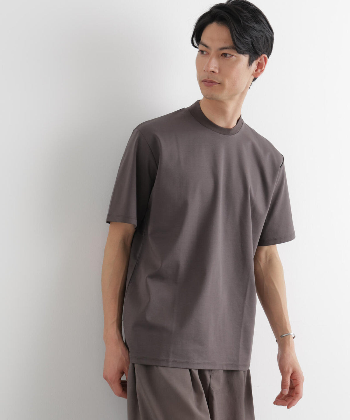180cm B:88 W:75 H:92 着用サイズ:L