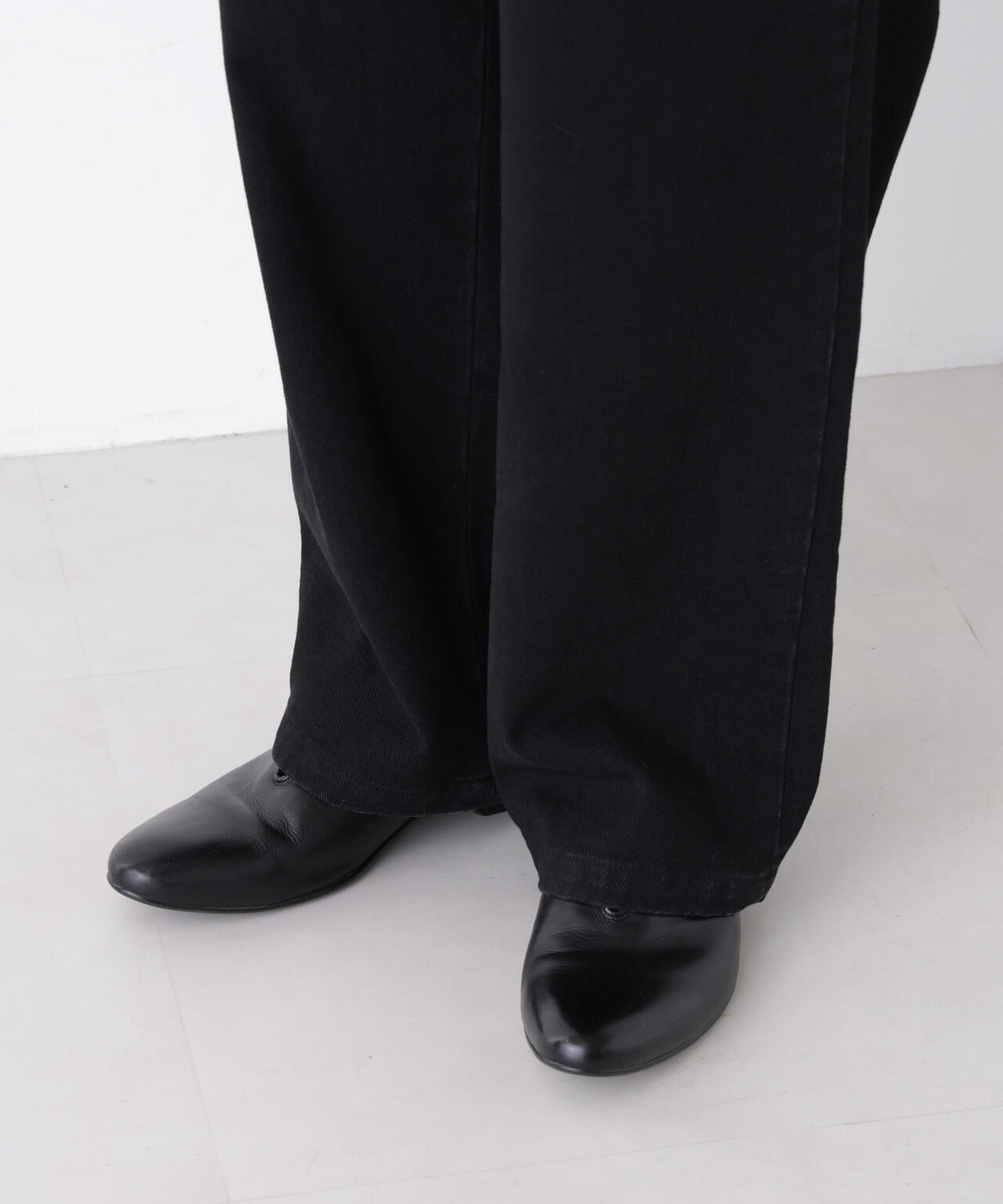 「OtoNANO」大人のワイドデニムパンツ
