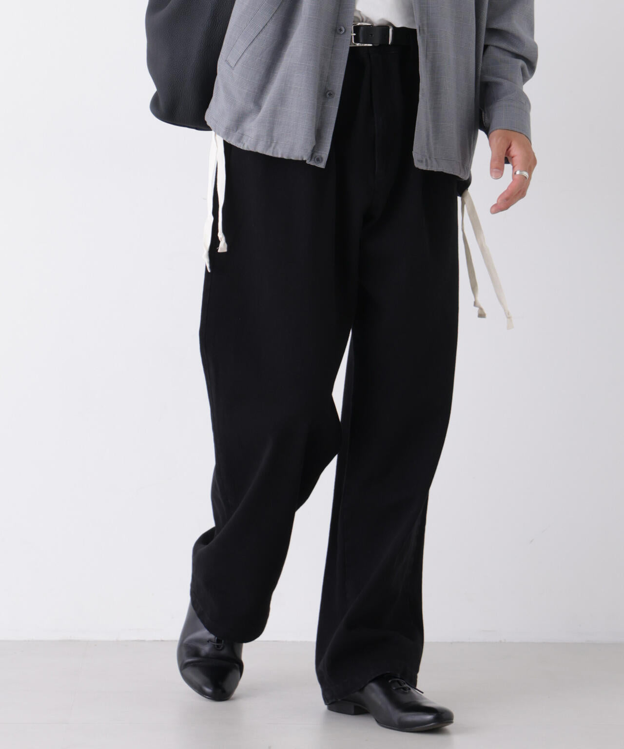 181cm B:75 W:73 H:90 着用サイズ:L