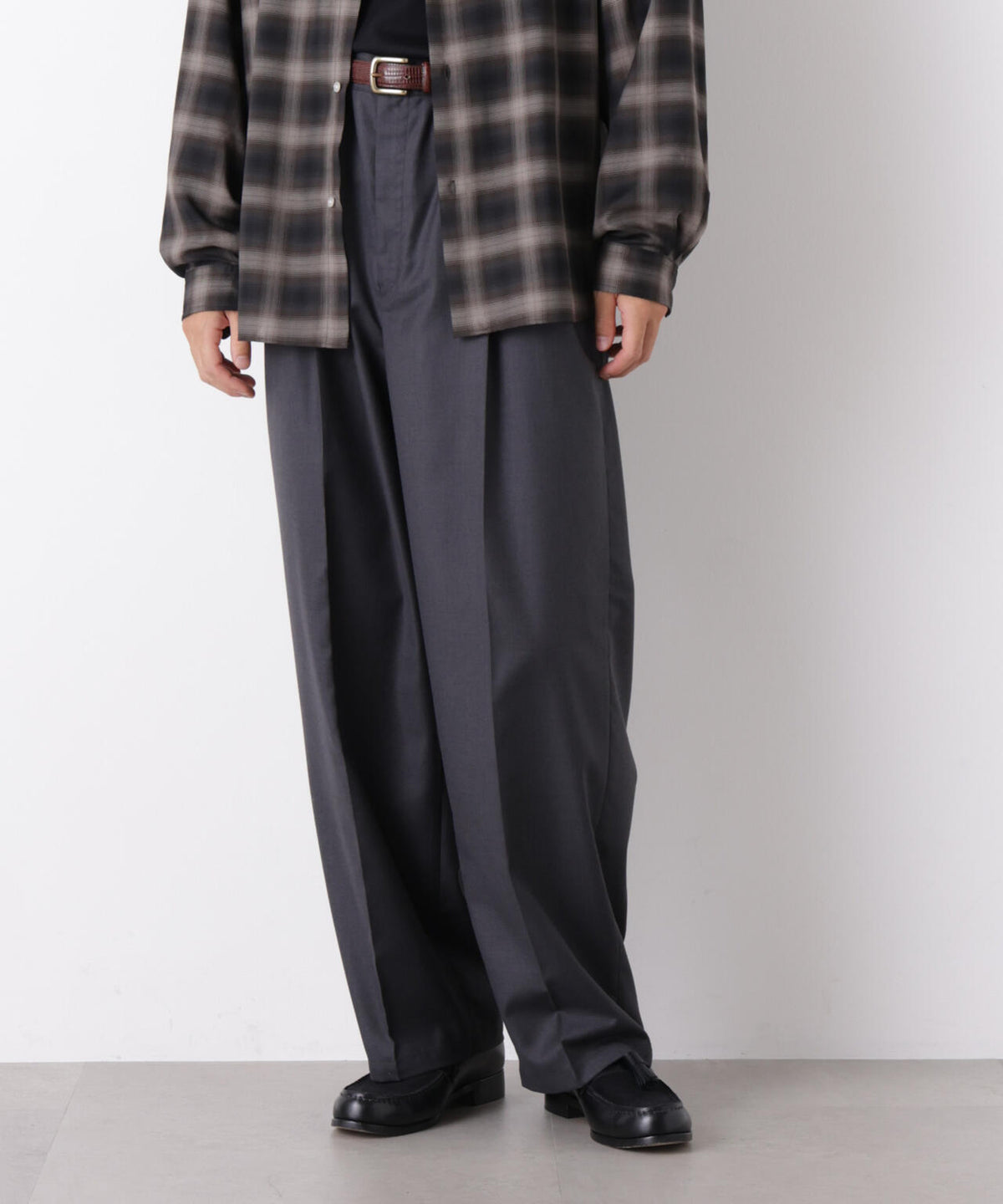 181cm B:75 W:73 H:90 着用サイズ:L