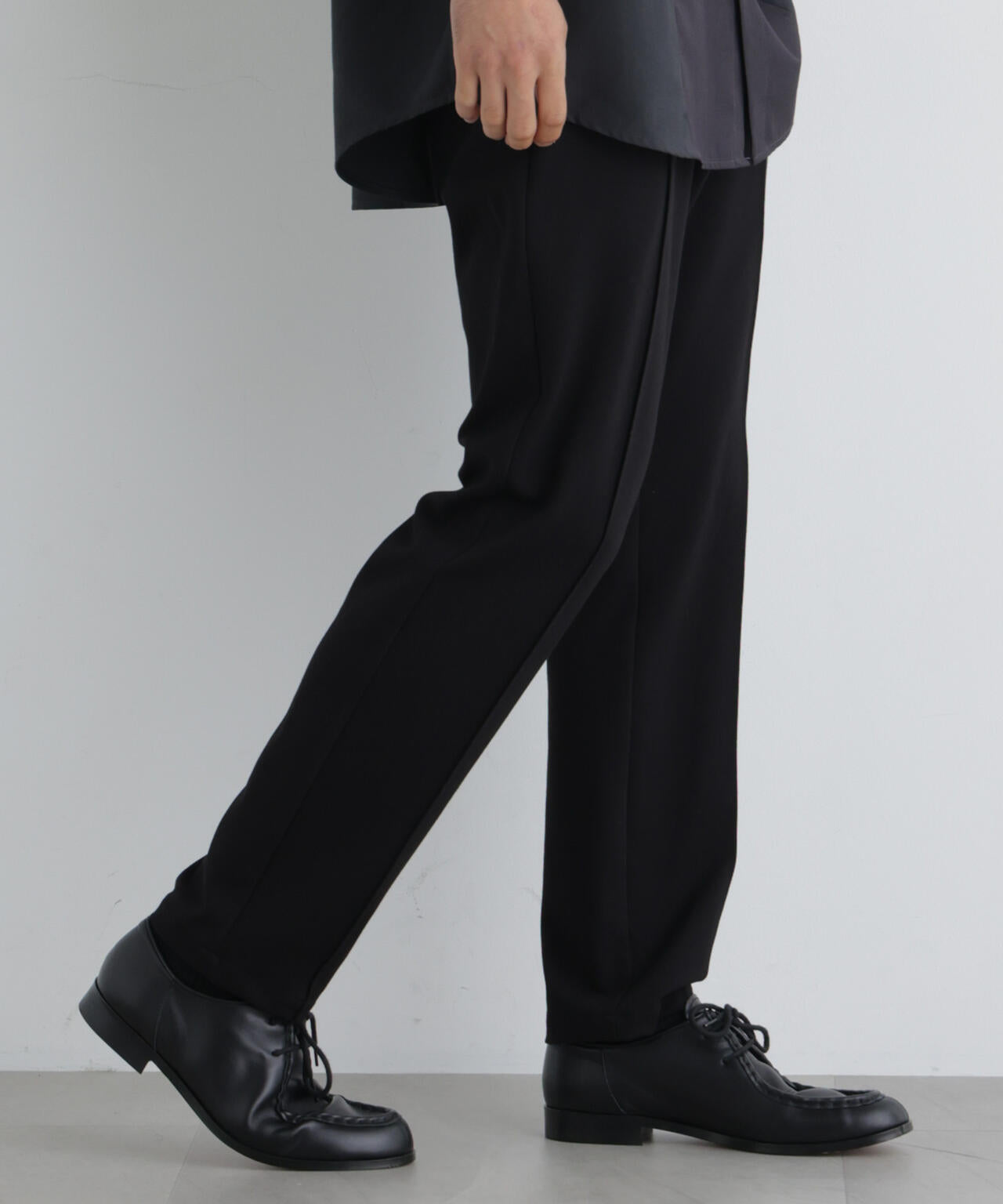 180cm B:89 W:70 H:91 着用サイズ:L