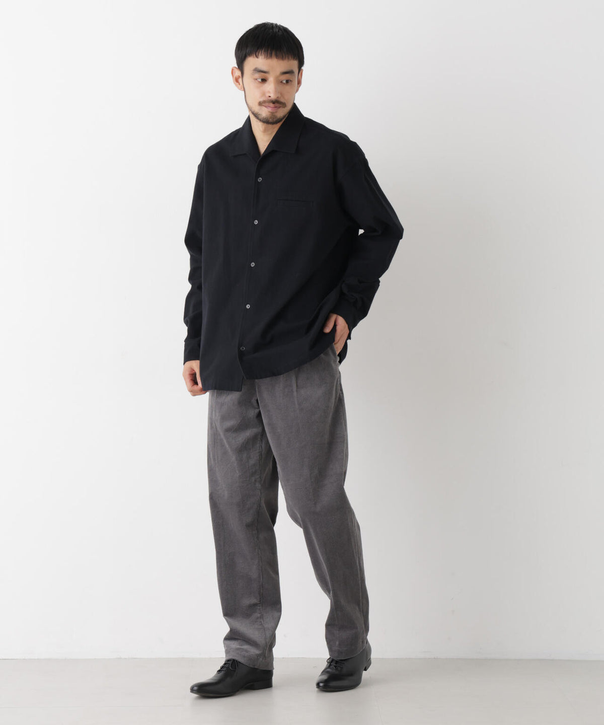NEW ON TROUTHER コーデュロイ(セットアップ可)