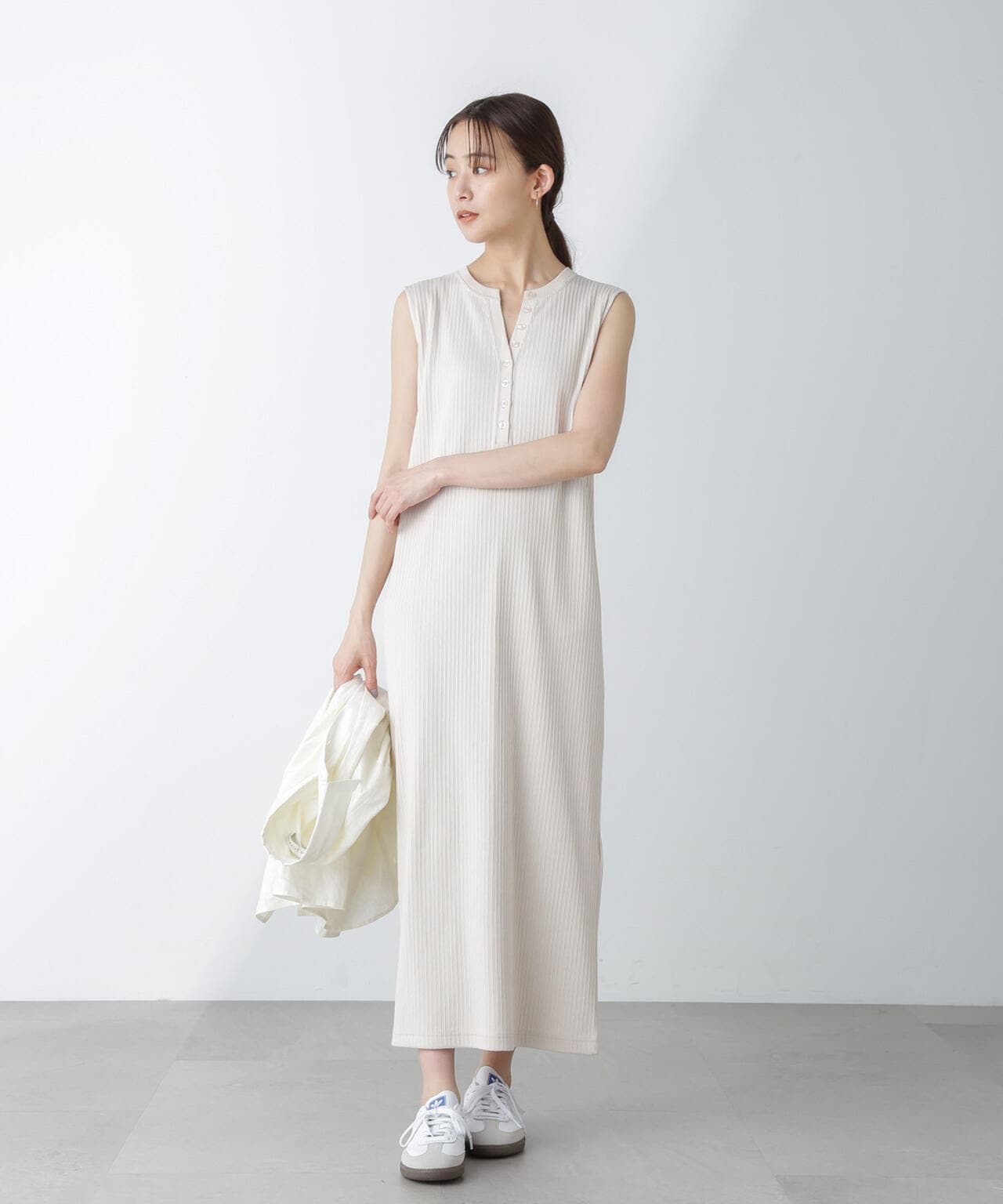 9427594d-16cb-5e01-9738-8fccbd2302f2_Image