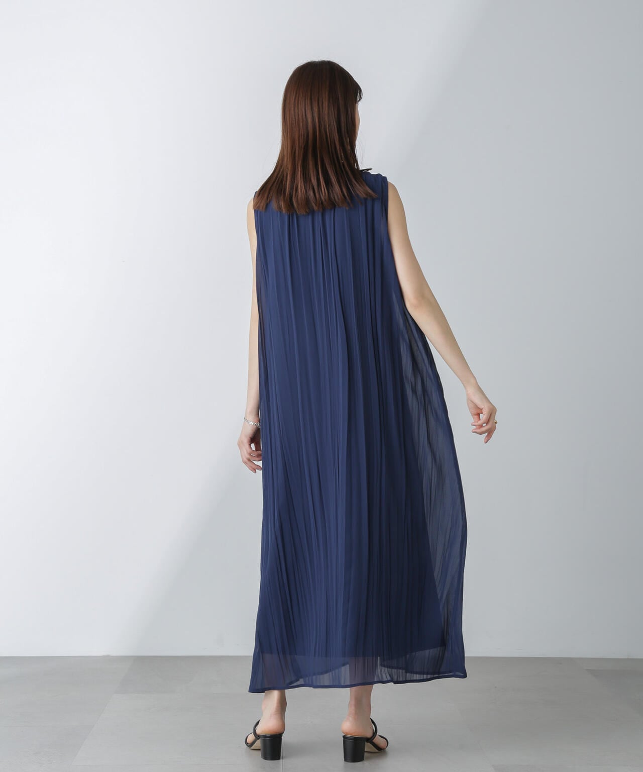 b77dce1f-ad38-5b0b-aff7-27090c4094ec_Image