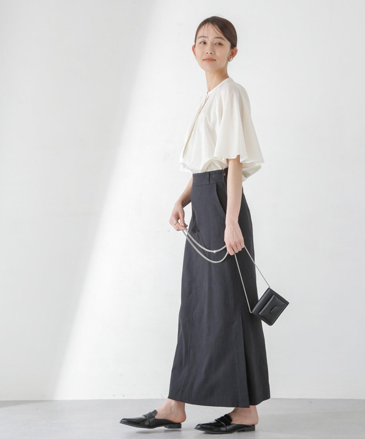 5056bce2-30db-5f6d-bb9c-1a7e32f78dcd_Image