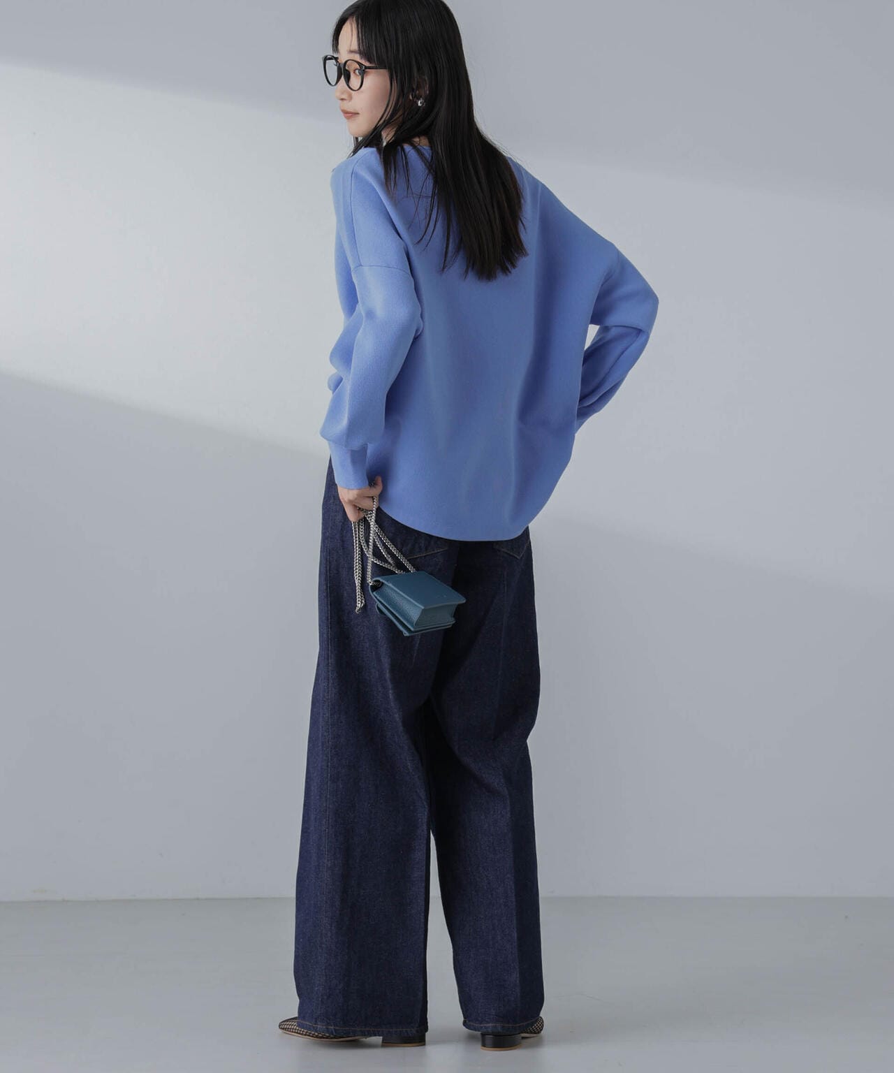 ec71b417-ea70-5551-9900-65a4a828ee00_Image