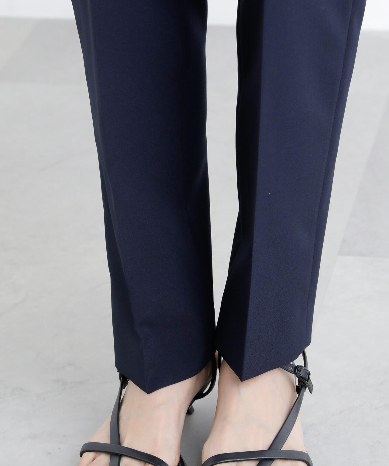 221380b6-6121-5b27-8663-8656e72128cb_Image