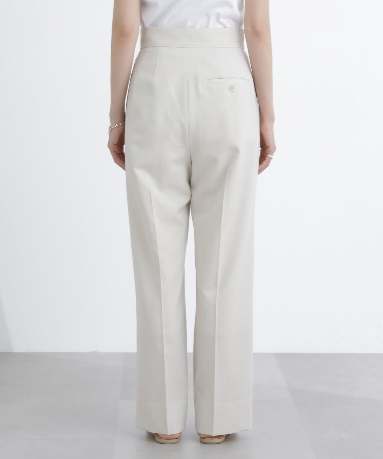 1e02d8a9-5689-5607-829a-41563c48b471_Image