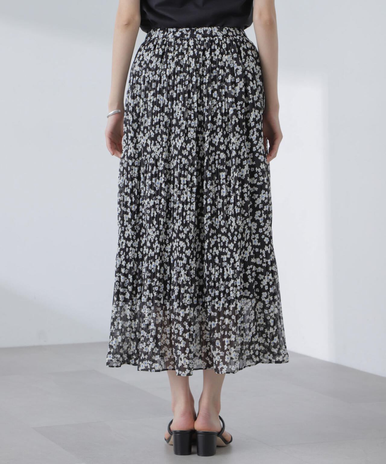 da740495-b20b-58fb-a370-00e1c25c8247_Image