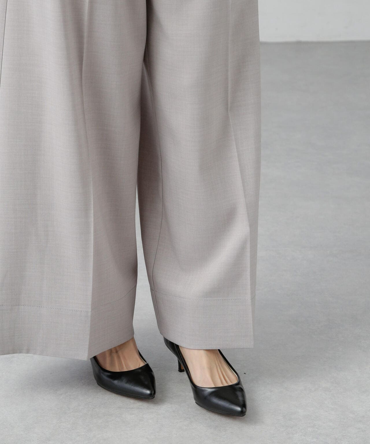 ローヒールパンプス