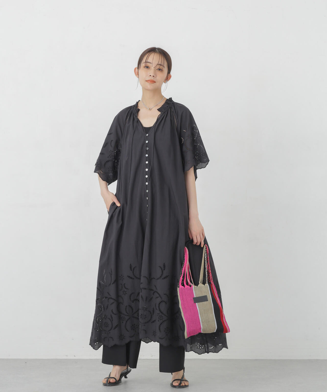 インドシフリー刺繍ワンピース