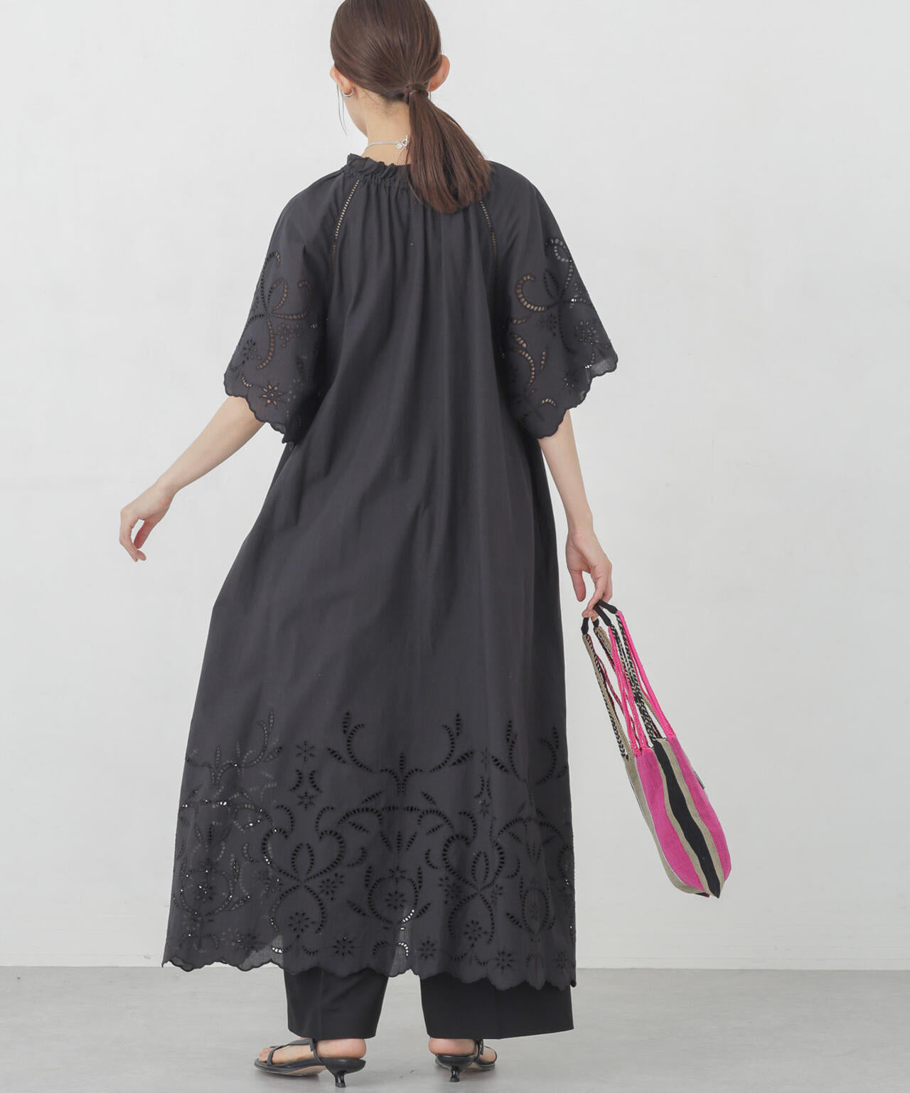 インドシフリー刺繍ワンピース