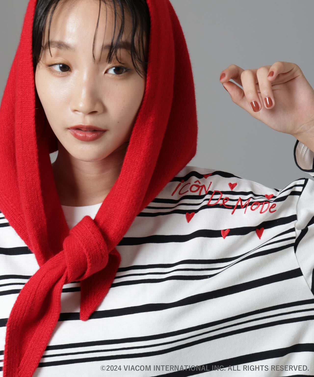 Emily in Paris×FUDGE 別注ボーダーロンT
