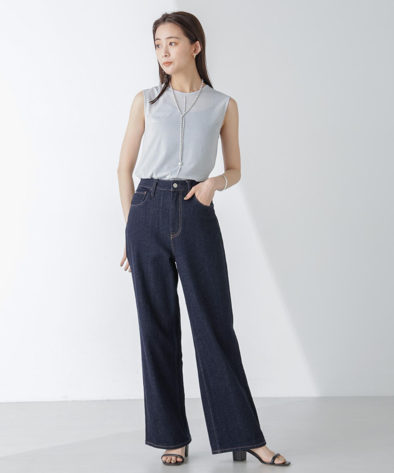 59075fed-a576-597a-a324-84099a451f9d_Image