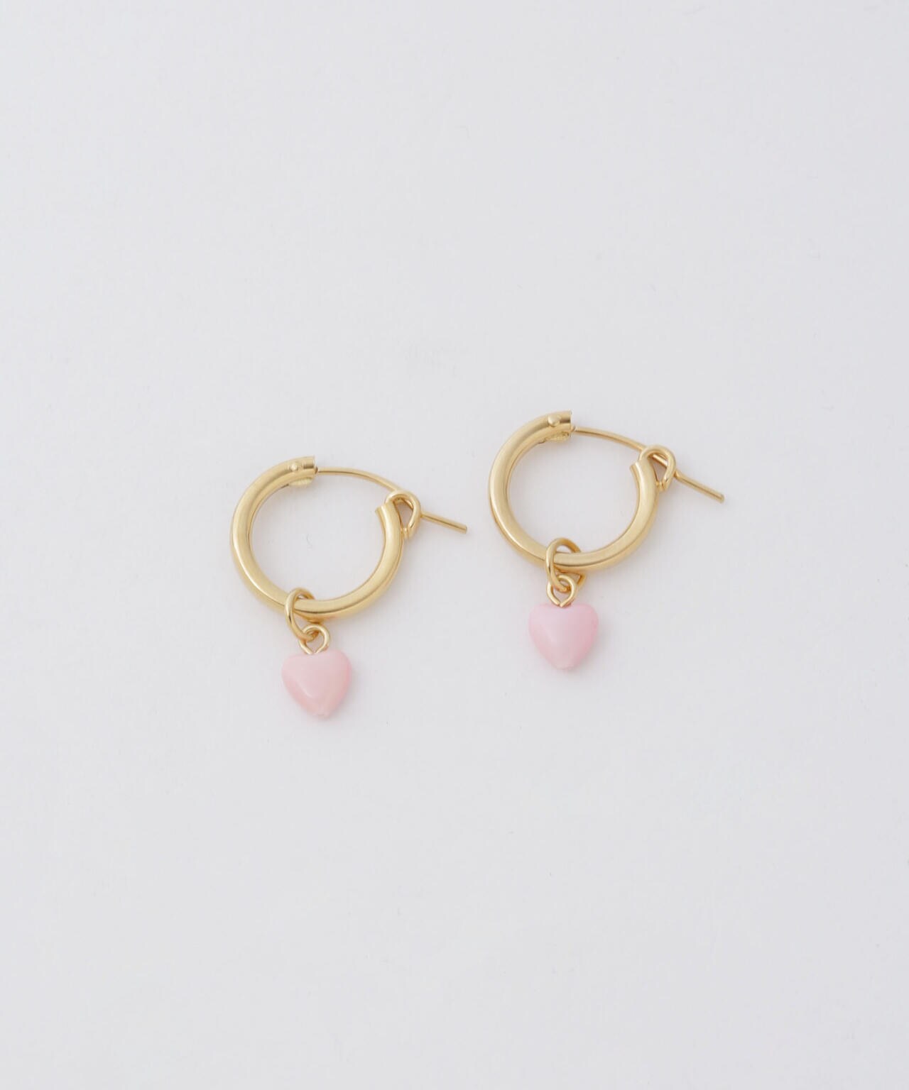 ハートストーンピアス