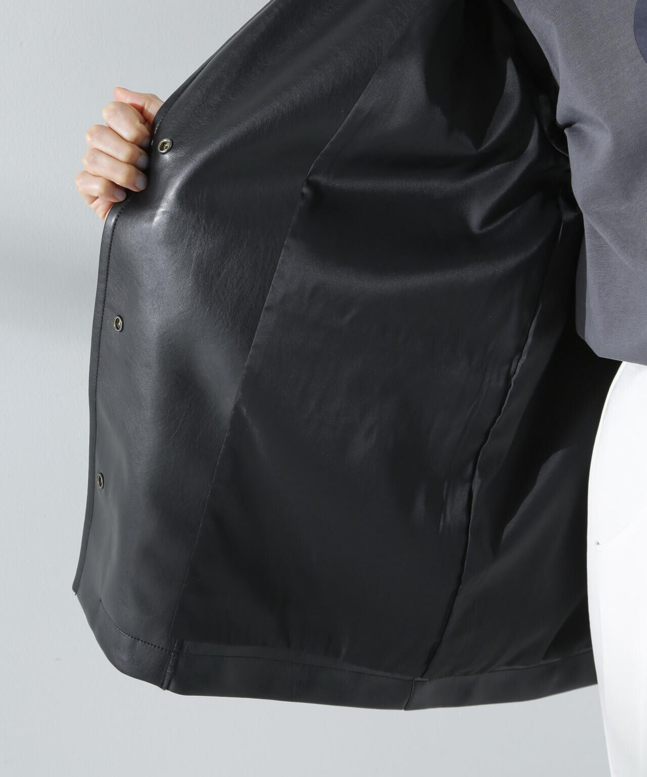 2456e48d-cd43-54aa-9e6f-6b5e6ec354c2_Image