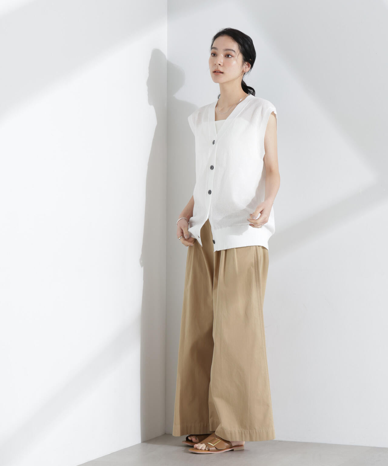 e4059590-6beb-5d4b-bfe9-730d2a233e41_Image