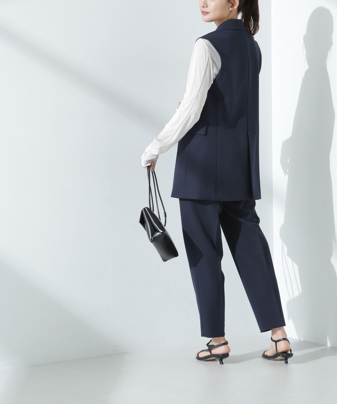 def63cc6-45cf-595d-b8e1-4f113f440530_Image