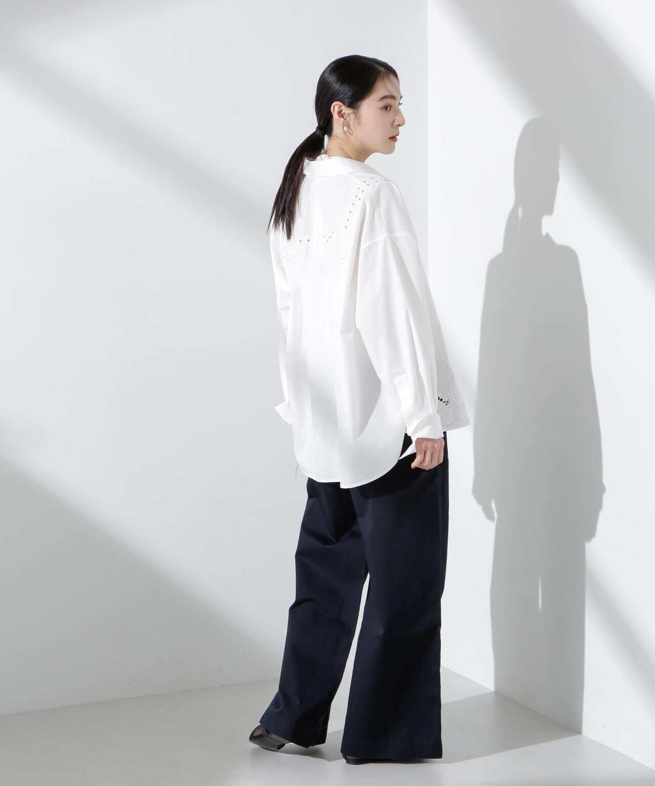 ecc46174-32e9-5a3d-8672-0ecf85272c3d_Image