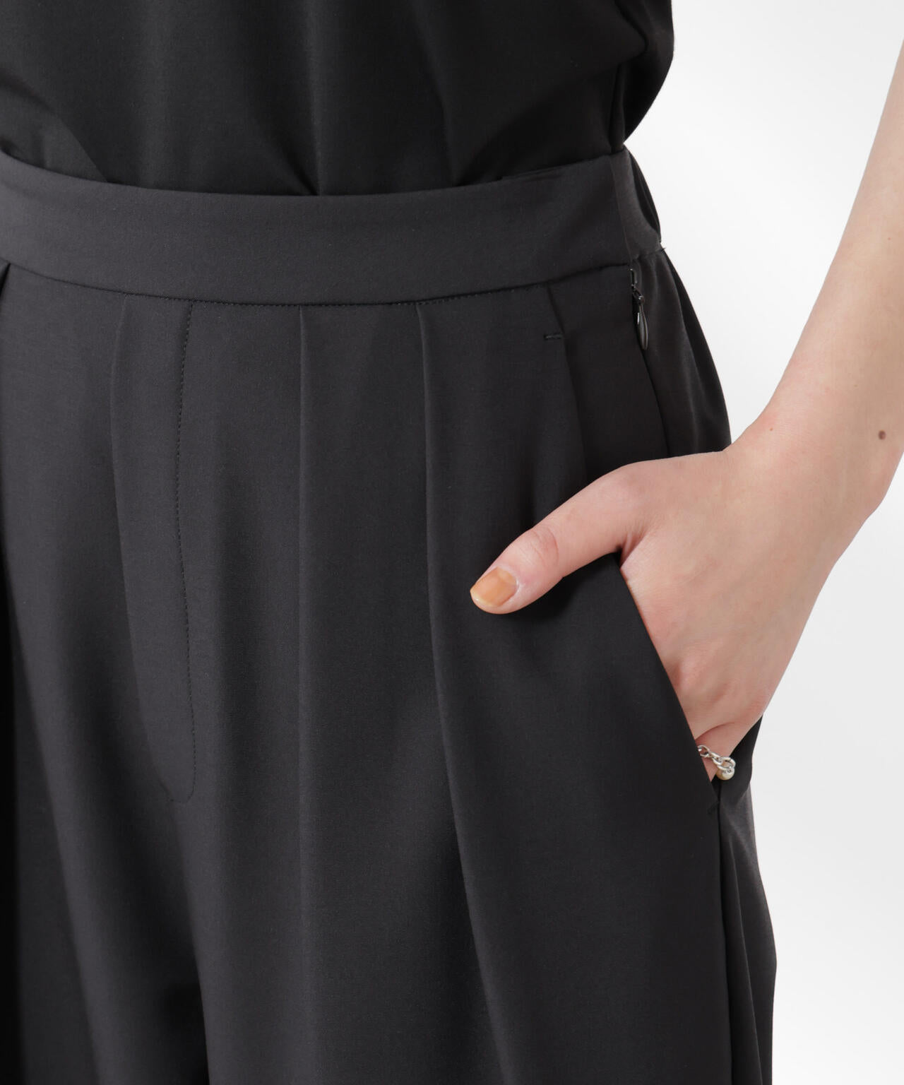 97f9c8fc-c513-5a33-a914-283e215078a4_Image