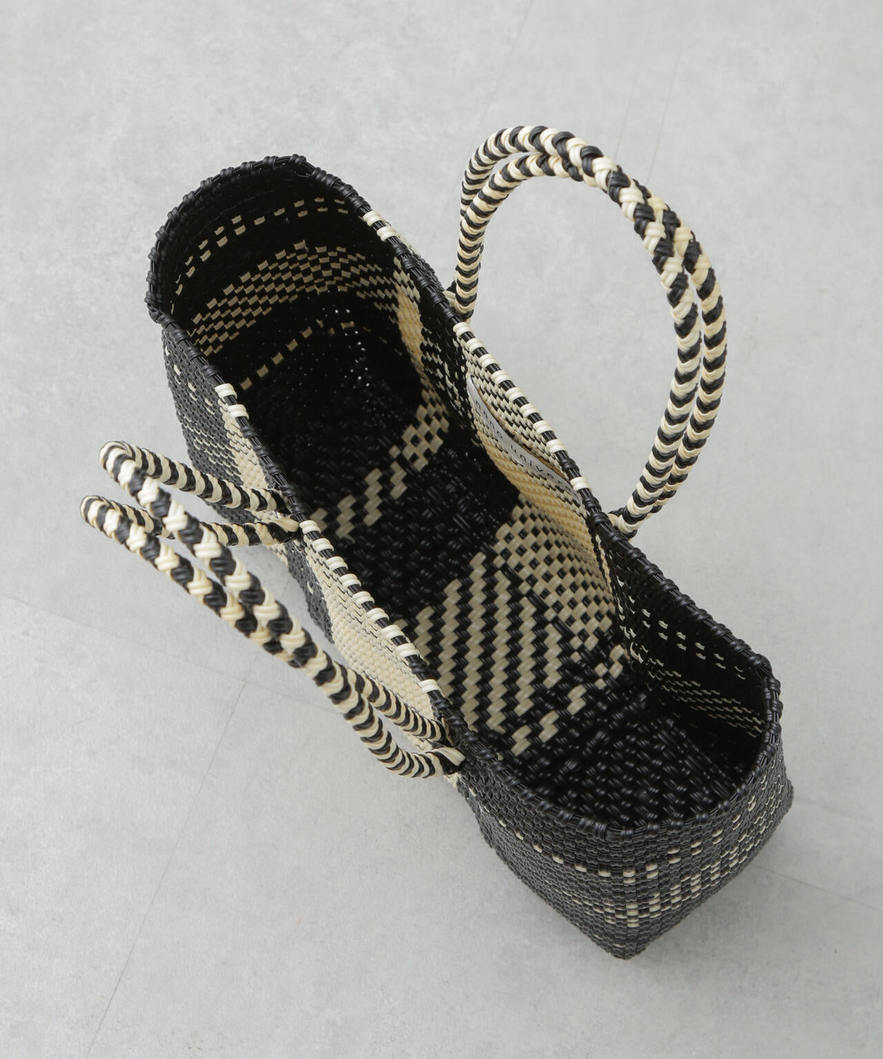 82624f93-624b-5a8b-aa48-722f8a5202f2_Image