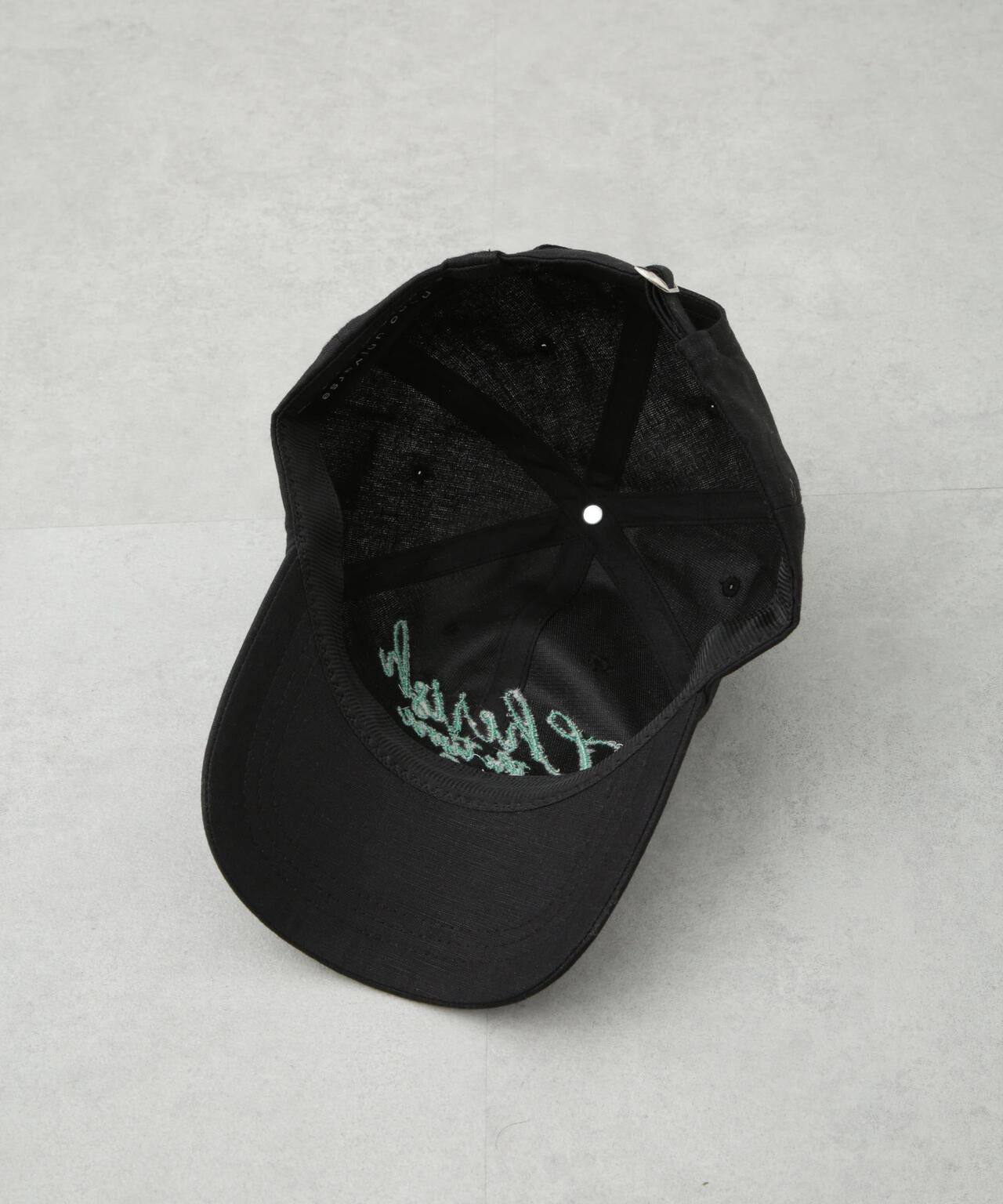 8d8894cc-b8e2-574a-ac27-b3c35cd32eac_Image