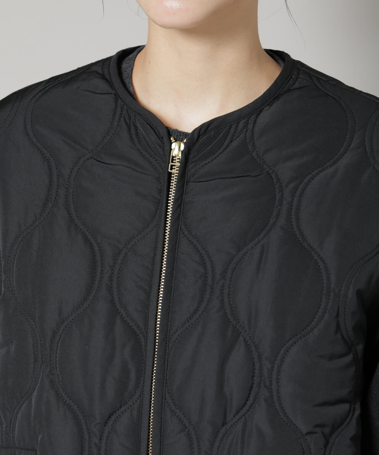 異素材コンビキルティングノーカラーコート