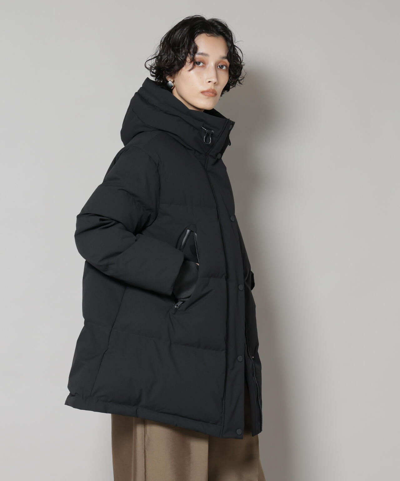 「西川ダウン(R)」ソロテックスAラインダウン